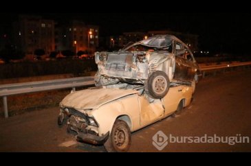 Yol kenarında üst üste duran hurda araçlar şaşırttı
