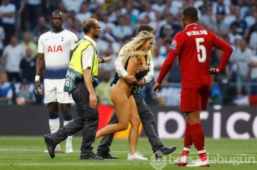 Kinsey Wolanski'ye şok!