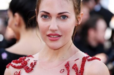 Meryem Uzerli Hollywood'un kapısını aralayacak