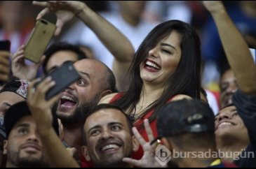 Larissa Riquelme 9 yıl sonra yine tribünde