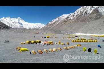 Everest'te dağcıların merkez üssü: Ana kamp