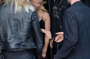 Pamela Anderson: Adil Rami bana şiddet uyguladı