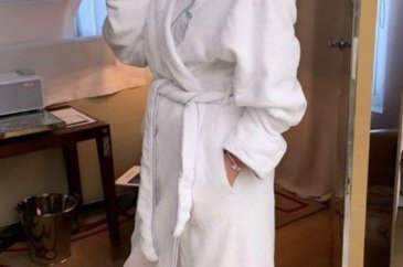 Hadise de akıma katıldı (Ünlülerden bornozlu paylaşımlar)