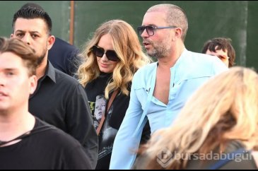 Adele yakın arkadaşının gay eşiyle el ele