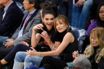 Kendall Jenner yeni sevgilisini de NBA'den buldu