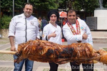 Mersin'in madalyaya doymayan aşçısı Murat Baziki
