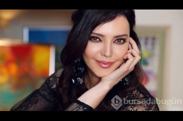 Hande Ataizi'den kaslı poz!
