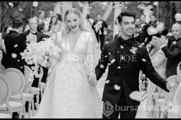 Sophie Turner ve Joe Jonas'tan balayı paylaşımları