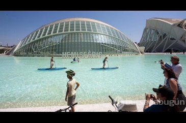 22. yüzyılın fütüristik yapısı: Valencia Sanat ve Bilim Şehri