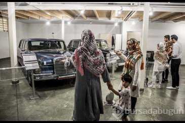'Şah'ın göz kamaştırıcı araba koleksiyonu
