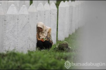 Srebrenitsa'daki acının fotoğrafları
