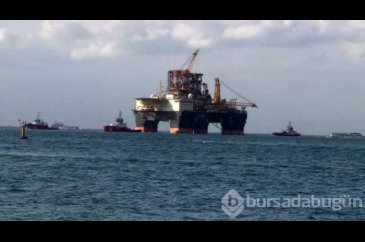 Dev petrol arama platformu İstanbul Boğazı'nda

