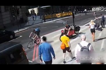 Çarpamadığı yayaya geri gelip kafa attı...