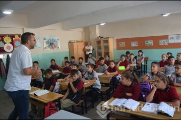 28 kişilik sınıfta 12 tek yumurta ikizi