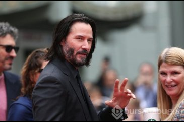 Keanu Reeves: Neo'ya uygun şekilde yaşamaya çalışıyorum