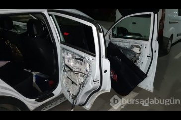 Araçlardan 7 bin paket kaçak sigara çıktı
