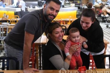 'Oğlumuza kendimiz bakıyoruz'