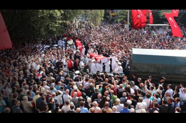 Kocaeli şehidini son yolculuğuna uğurladı
