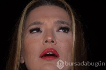 Demet Akalın'ın gözyaşları!