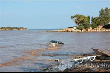 Didim'de sağanak yağış etkili oldu