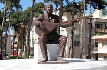 Neşet Ertaş'ın 7. ölüm yıldönümü