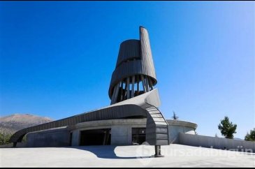 Süleyman Demirel'in anıt mezarı ziyarete açıldı