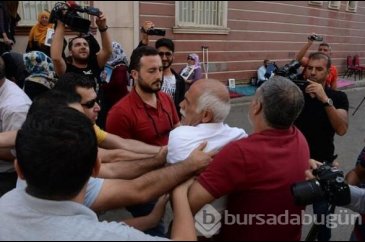İki anne HDP binasına girmek istedi...
