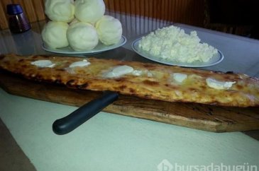 Emet pidesi lezzetiyle ilgi görüyor
