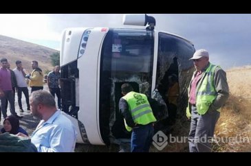 Tur otobüsü devrildi: 1 ölü, 30 yaralı!
