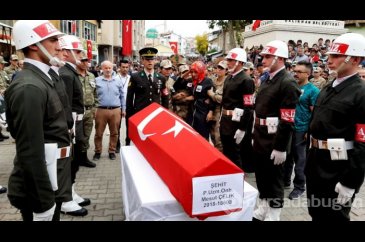 Münbiç şehidinin yakınlarına Kürtçe ağıtlar yaktılar