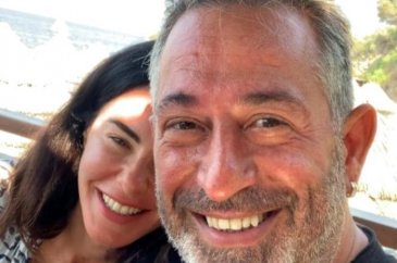 Cem Yılmaz'la ilişkisi biten Defne Samyeli'nden paylaşım!
