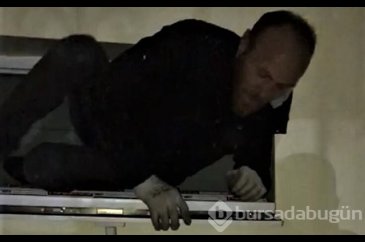  Hırsız şüphelisi havalandırma boşluğunda yakalandı!