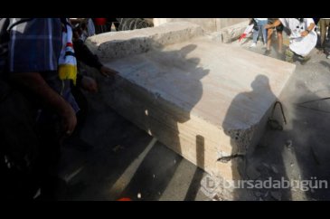 Protestocular beton blokları devirdi! Irak karıştı!
