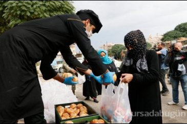 Türk askeri,Tel Abyad halkının yaralarını sarıyor!
