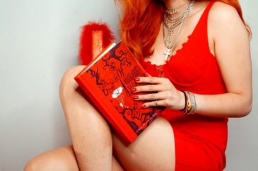 Bella Thorne olay oldu!