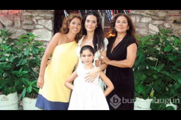 Zeynep Korel: "30 yaşında annemden dayak yedim!"