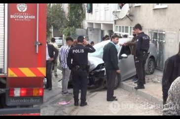 Dayısının otomobilini kaçırıp kaza yaptılar!