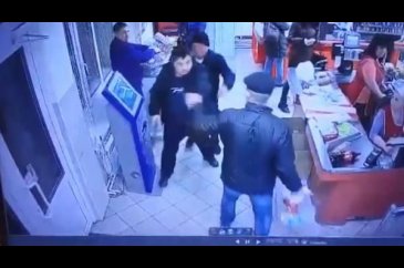 Oyuncak tabanca ile soygun yapmaya kalktı!