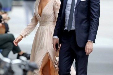 Jennifer Lawrence balayına gitti