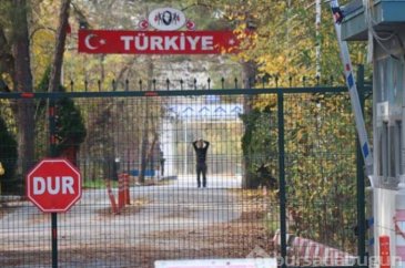 DEAŞ'lı terörist sınır dışı edilip arada kaldı!