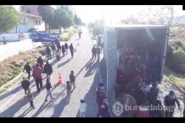 Kamyon kasasından 82 göçmen bulundu!