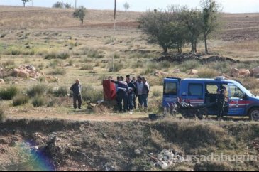 Annesinden çalıp baraj gölüne attı!