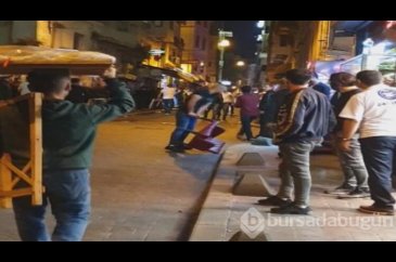 Sopa, demir ve sandalyelerle kavga ettiler!