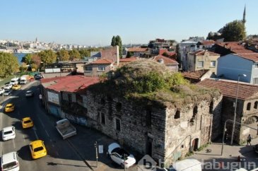 "Tarihimizin satılmaması gerekiyor" 