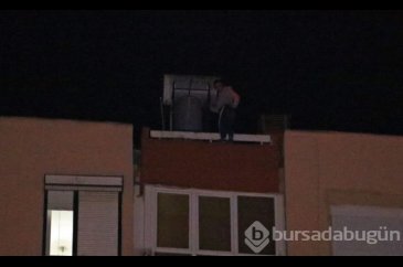 Film izler gibi izlediler