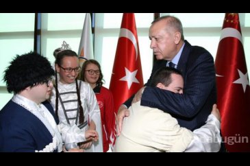 Cumhurbaşkanı Erdoğan, engellilerle bir araya geldi