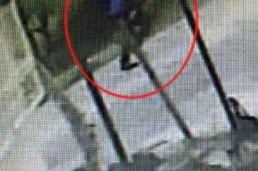 İzmir'de eşi tarafından öldürülen kadının son anları kameraya böyle...
