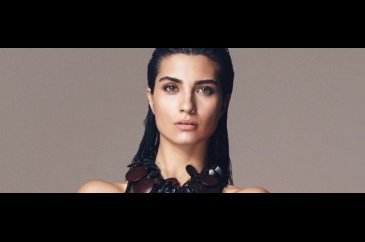 Tuba Büyüküstün'ün projesi belli oldu!