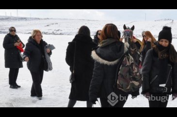 Çıldır Gölü'nde yerli turist heyecanı