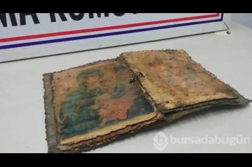 Bursa'da bin yıllık İncil'i satacaklardı!